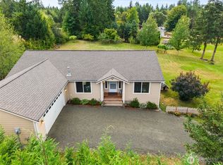 1303 E Alta Drive, Belfair, WA 98528