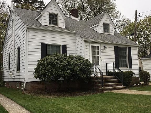 4th image of 2232 Adeline St