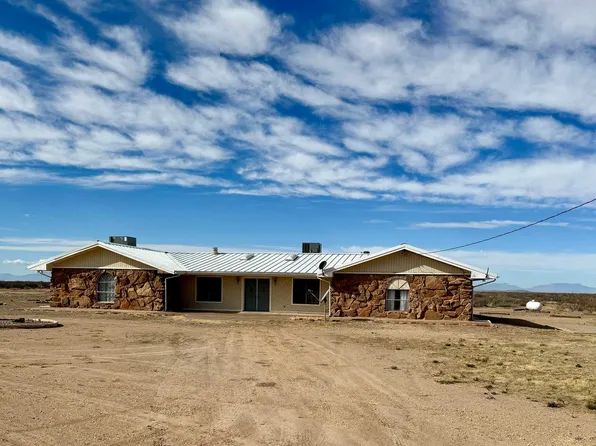 74 Santa Florence Rd, Alamogordo, NM 88310
