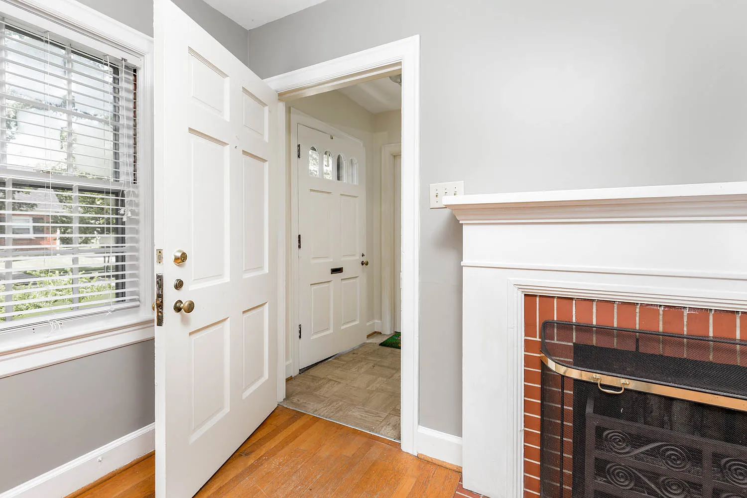 123 Barberry Ln - 1 — Photo 3
