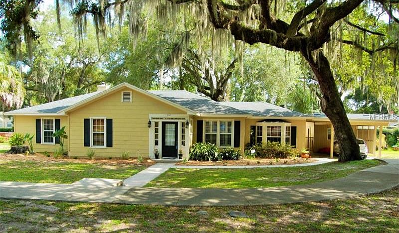 1st image of 332 Courtland Cir
