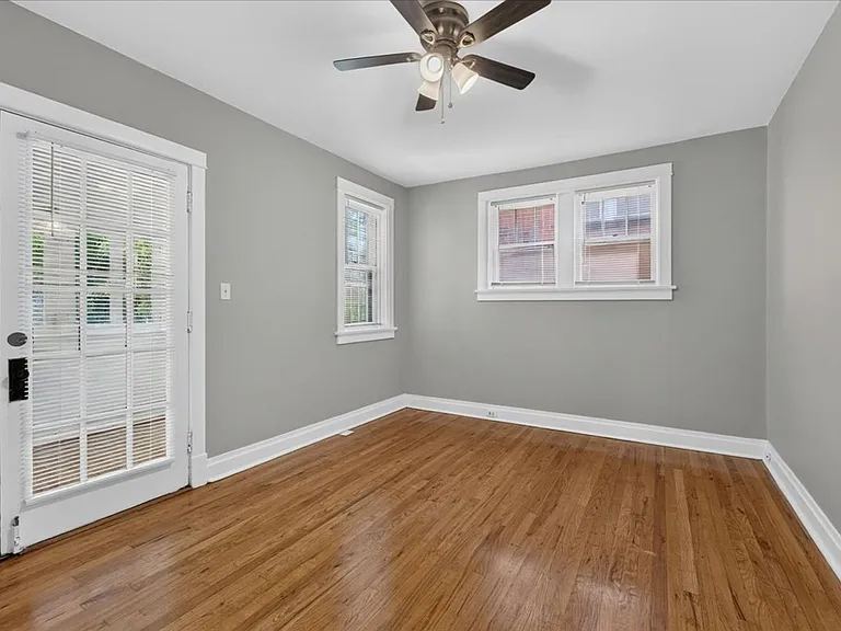 3957 McDonald Ave #1F — Photo 12