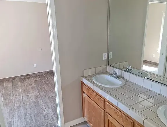 2625 Sillano Dr — Photo 5