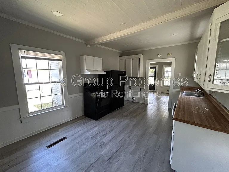 201 N Meriah St — Photo 12