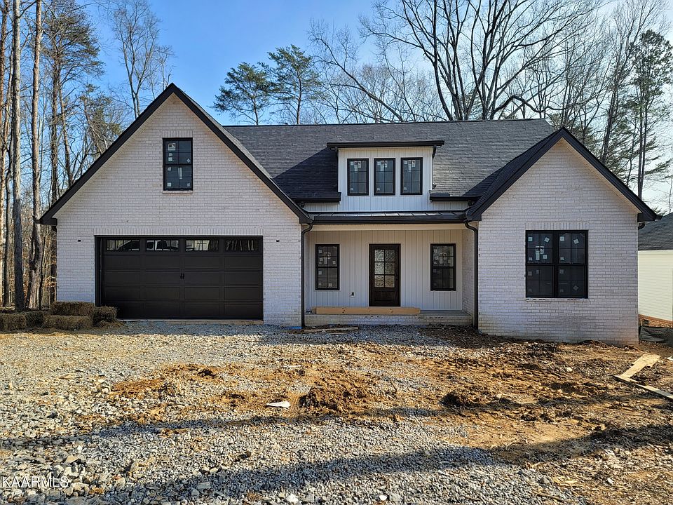 1st image of 415 Igoti Ln