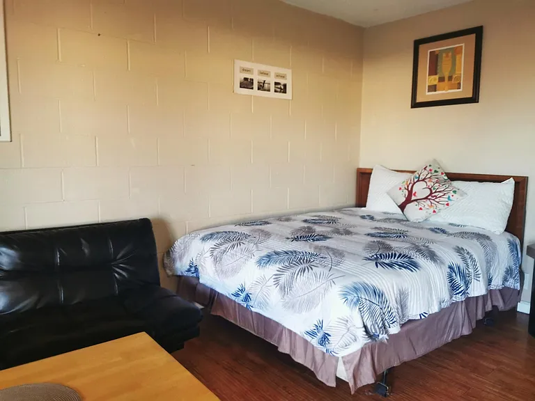 1220 W Florida Ave #20 — Photo 4