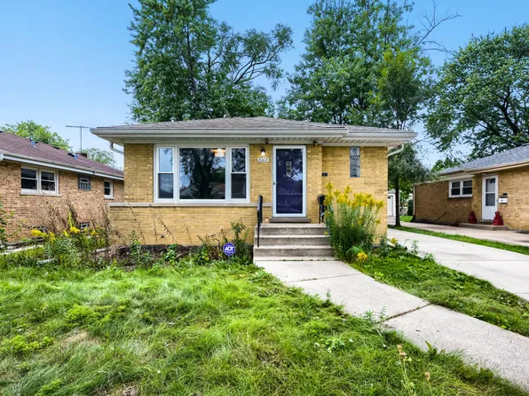 8208 Ridgeway Ave, Skokie, IL 60076