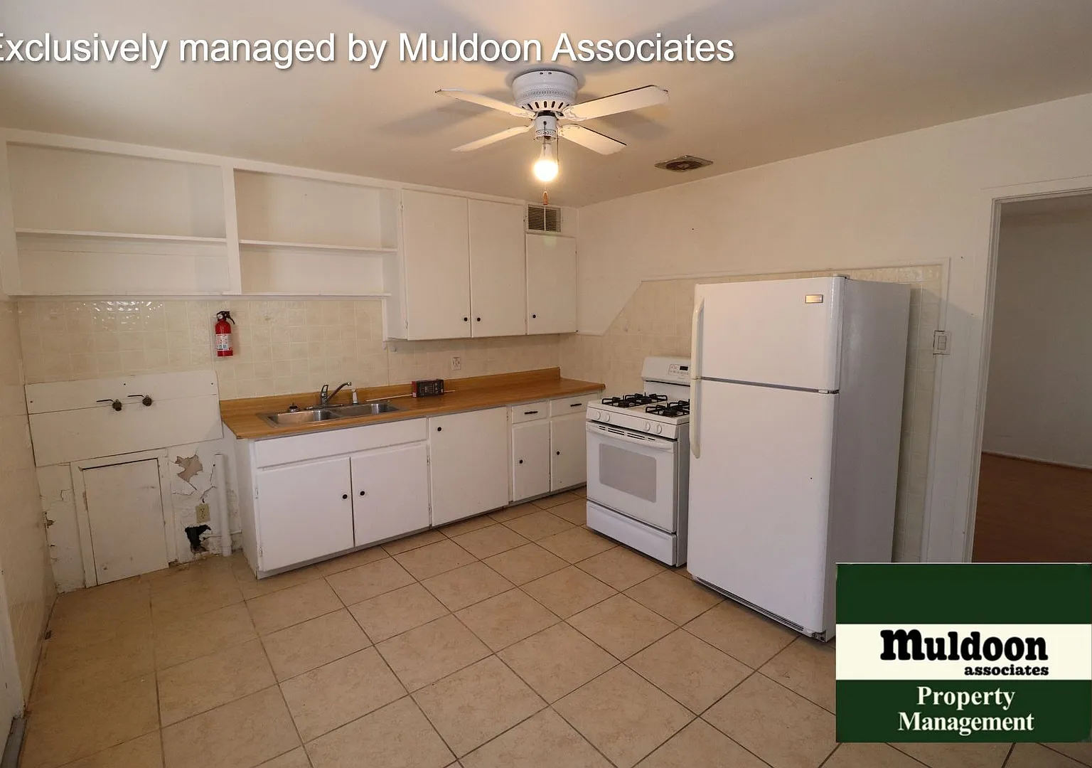 Adorable Home - Pet Friendly! Available soon! — Photo 3