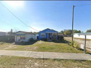 511 W Bridgers Ave, Auburndale, FL 33823