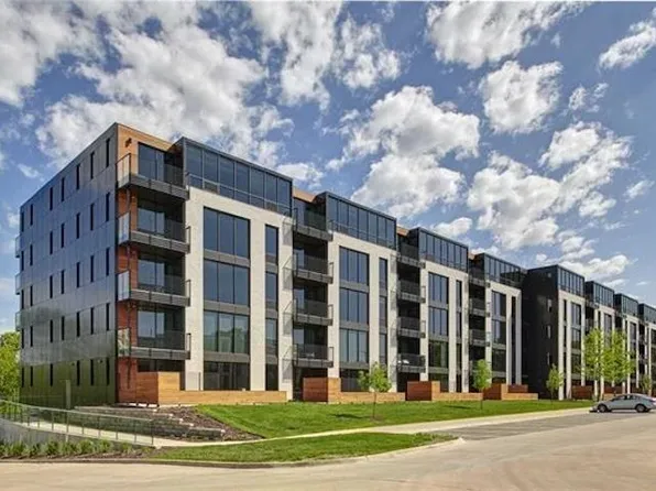 1 University Way #207, Iowa City, IA 52246