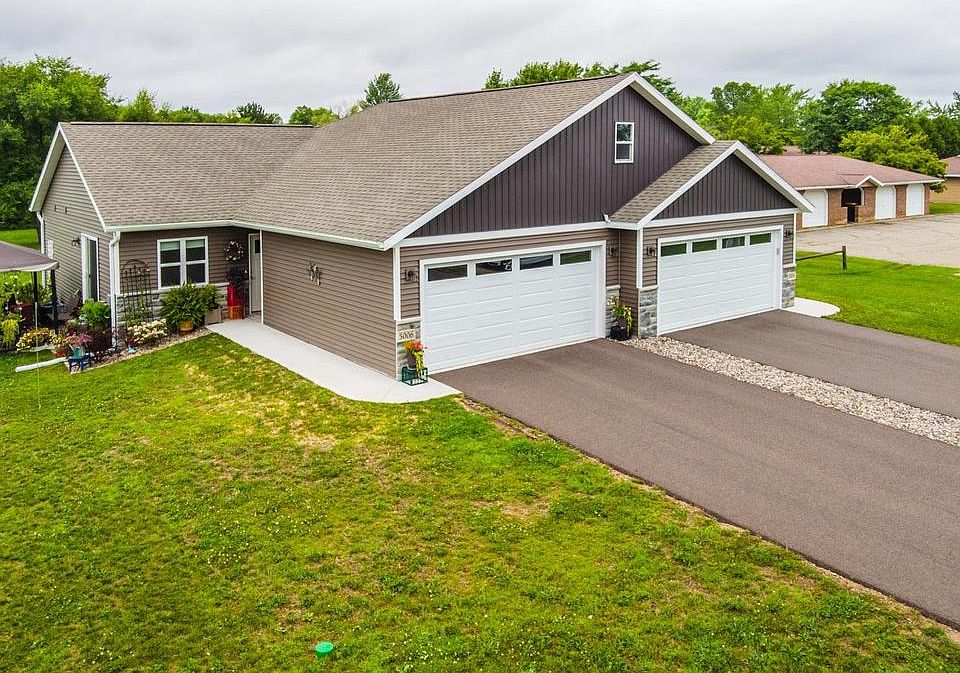 1st image of 5004-5006 CRESTWOOD DRIVE