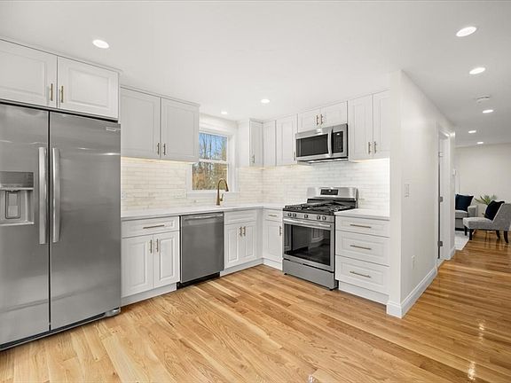 5th image of 47 W Vanston Rd