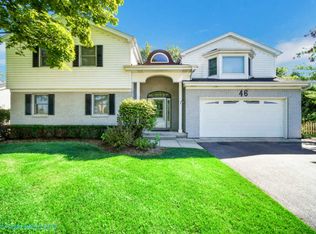 46 Timber Hill Rd, Buffalo Grove, IL 60089