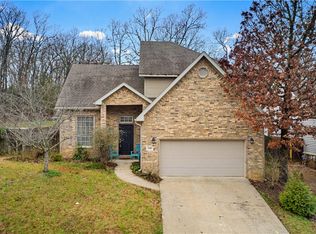 249 S Ray Ave, Fayetteville, AR 72701