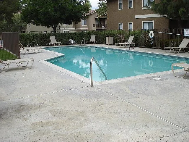 Rolling Ridge Apartments — Photo 12