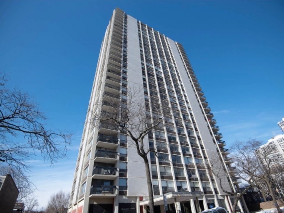 1st image of 1355 N Sandburg Ter APT 1007