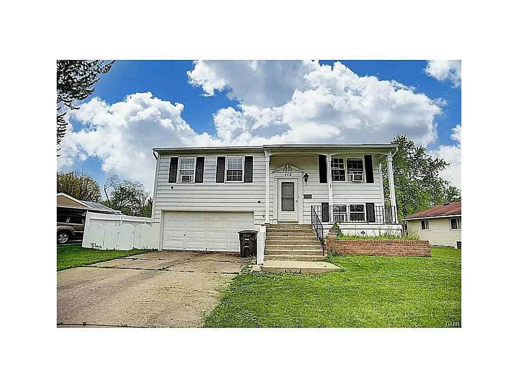 112 Tulip Dr photo 1