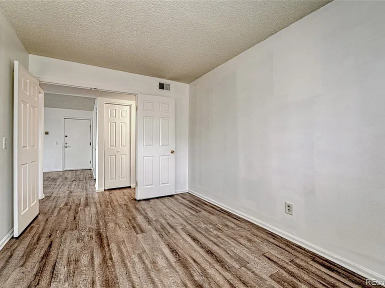 491 S Kalispell Way #101 — Photo 20