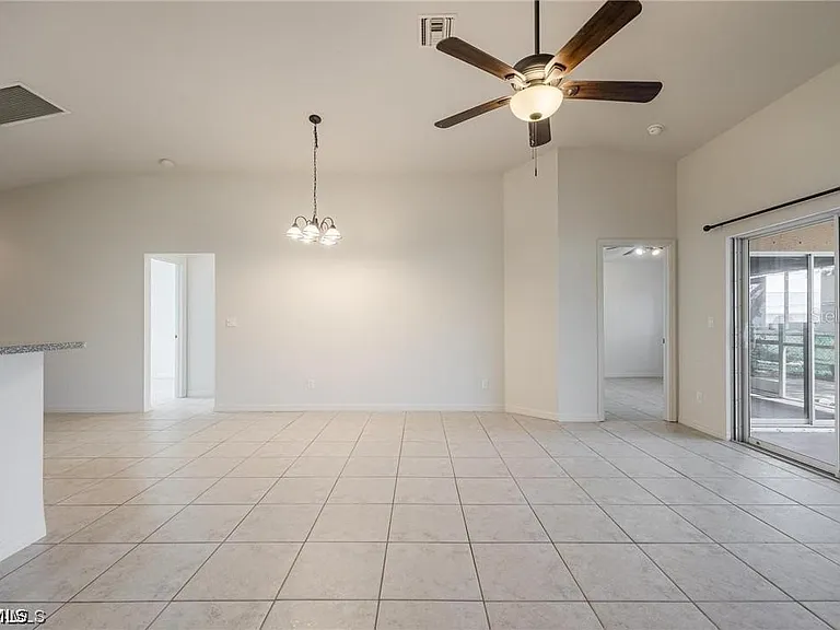 4522-4524 SW 7th Pl — Photo 12