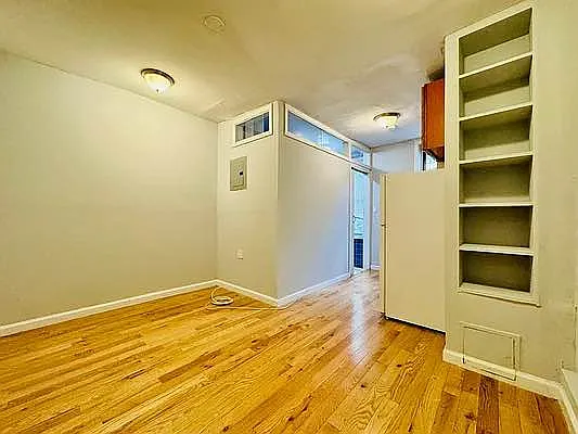 Rented by Metropolitan Property Group | media 1