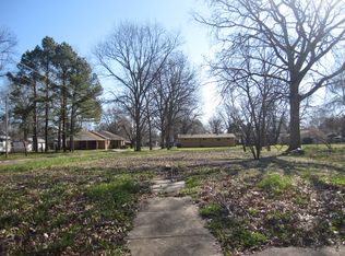 716 G St, Wynne, AR 72396