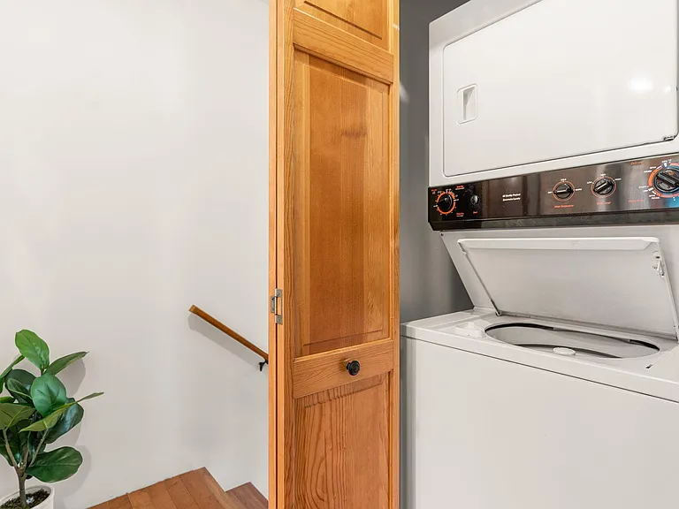 211 Rosario Blvd #5 — Photo 54
