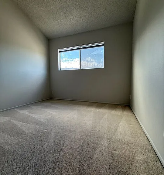 2809 Montrose Ave #10 — Photo 22