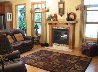 810 Harrison Ln, Johnsburg, IL 60051