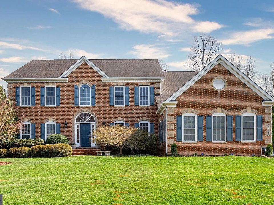 1st image of 40409 Autumn Oak Ln
