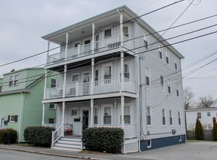 29 Bourne St, Bristol, RI 02809