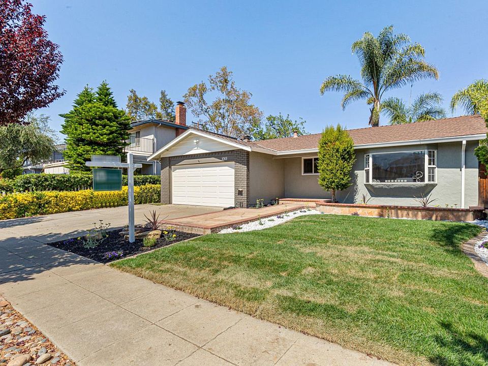 1st image of 1065 Fleetwood Dr