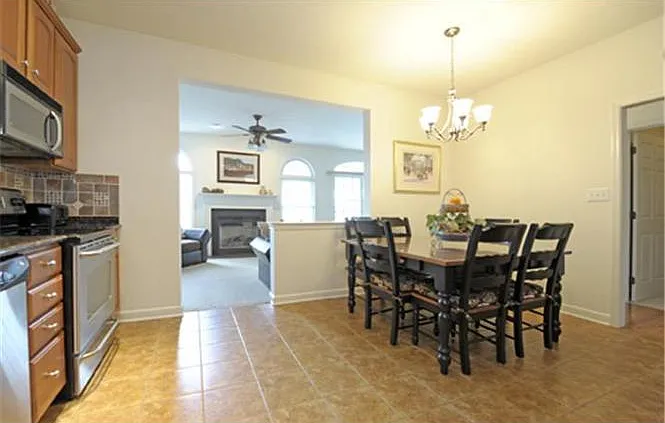 601 Bowers Dr — Photo 7