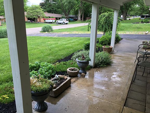 4th image of 2427 Periwinkle Dr