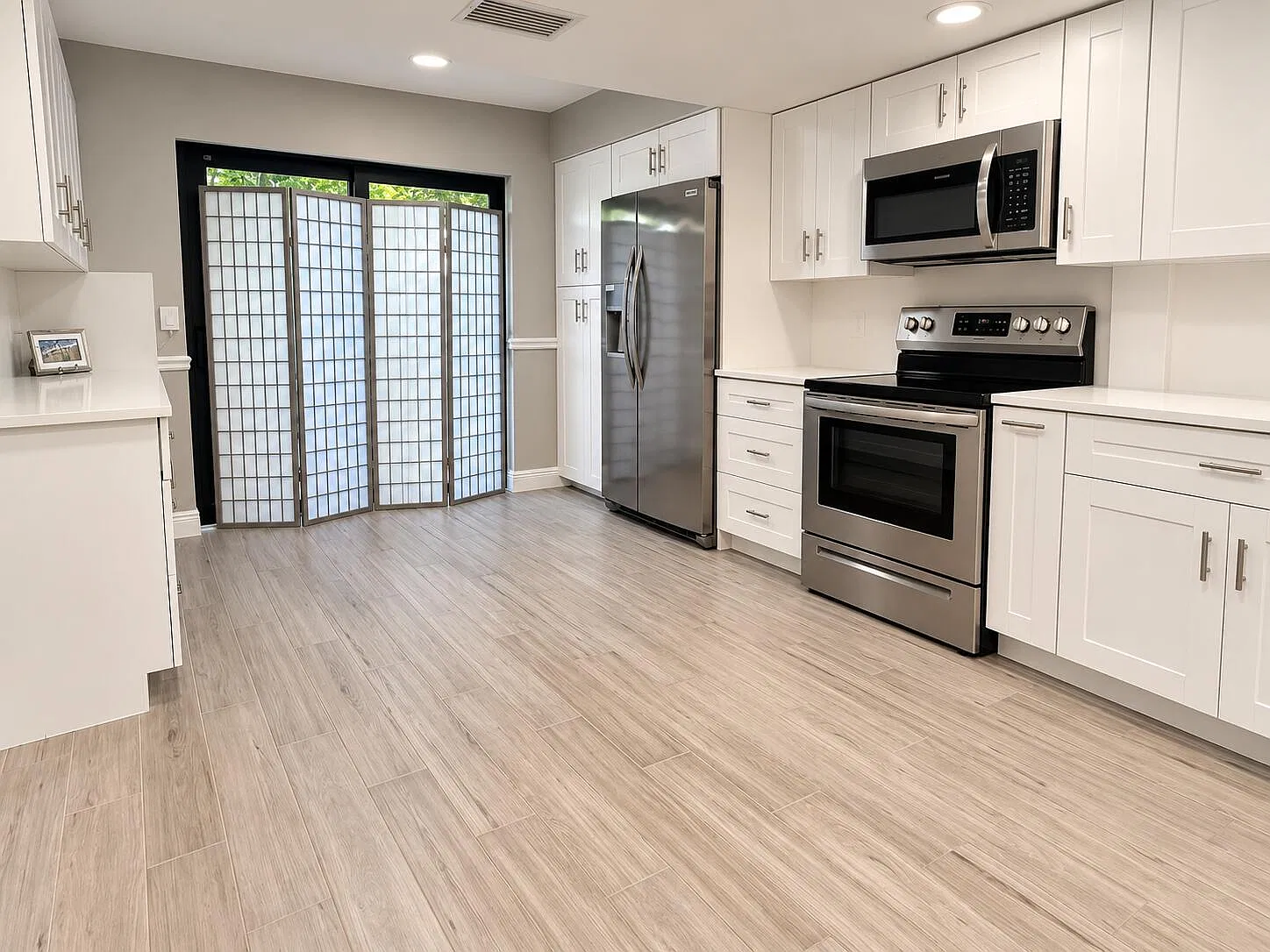 4 bed, 3.0 bath, 2177 sqft, $4,500 — Photo 3