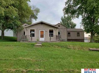 205 Maple St, Kennard, NE 68034
