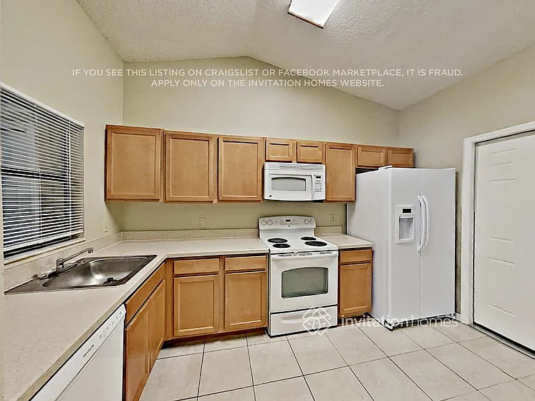 2246 Matthew Cir — Photo 7