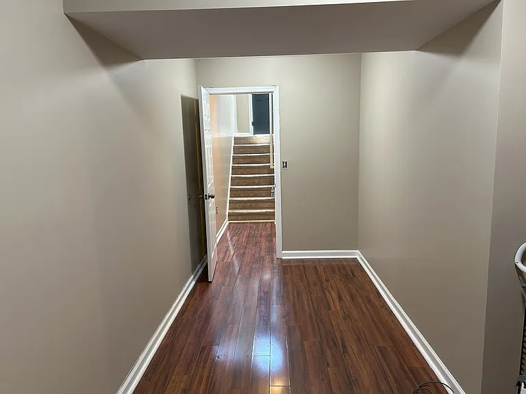 109 Cityview Ave — Photo 7