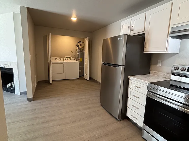 Chambers Crest Apartments — Photo 42
