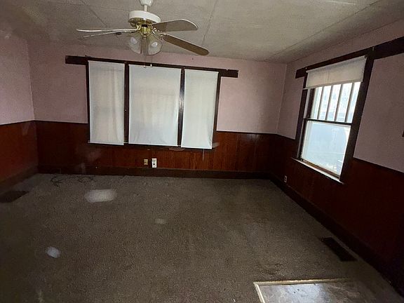 3rd image of 522 E Garfield Ave