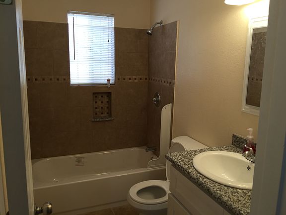 2nd image of 3041 Franklin Ave