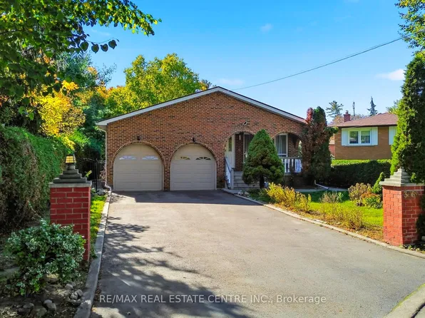 3068 Franze Dr, Mississauga, ON L5A 2R7
