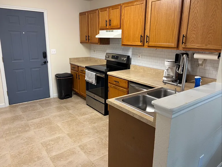 10500 Peterson Rd — Photo 1