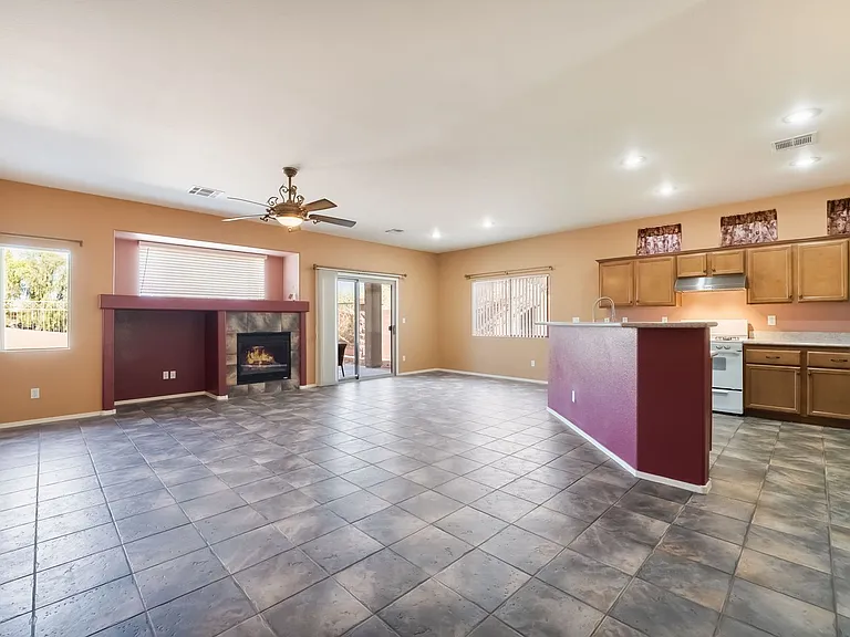 3586 Driving Range St — Photo 14