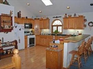 2416 N Hidden Trl, Spring Grove, IL 60081