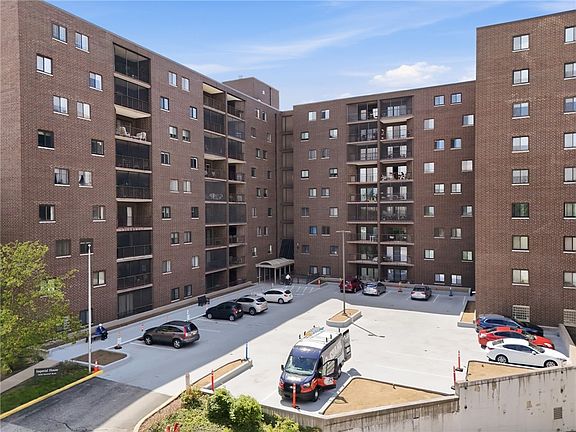 3rd image of 5600 Munhall Rd APT 504