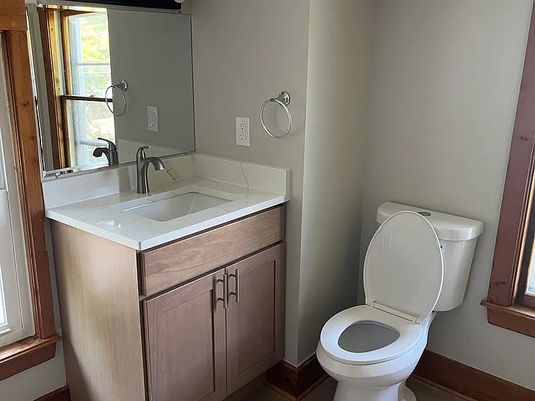 216 Broad St — Photo 21