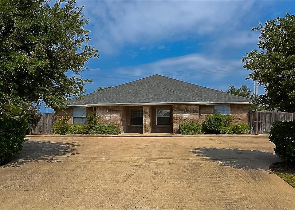 1st image of 3626 Oldenburg Ct