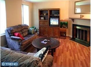 204 Bayberry Ct, Marlton, NJ 08053