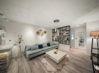 5705 Rosehill Rd, Shawnee, KS 66216