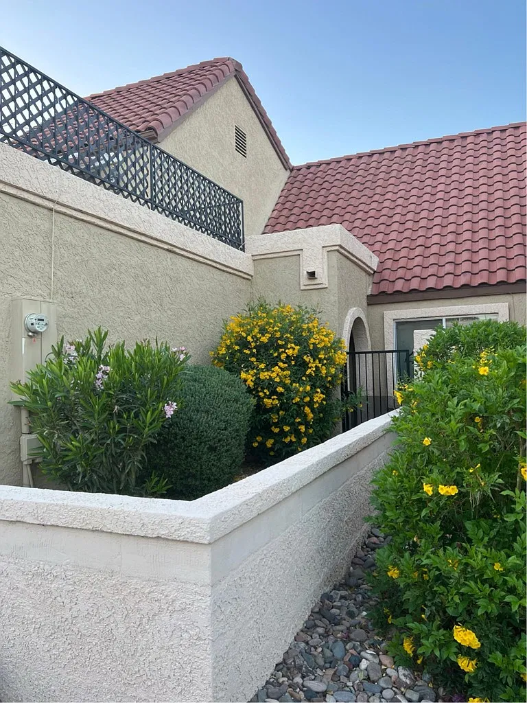 Spacious 3-Bedroom Home with 2 Baths in Northgrove, Mesa — Photo 1